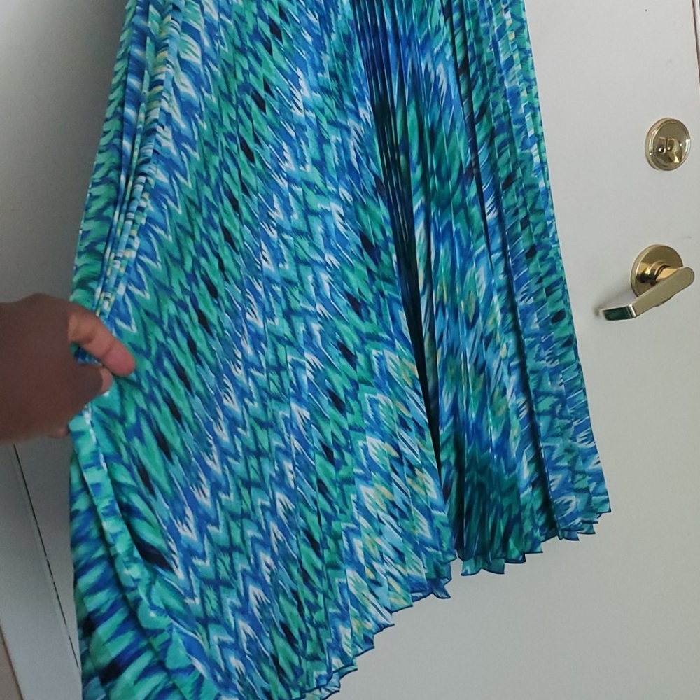 Skirt - Picture 2 of 14